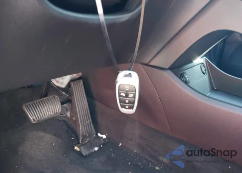 2023 Hyundai Santa Fe Sel z USA, uszkodzony, nr VIN 5NMS24AJ4PH614643